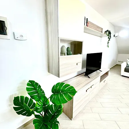 Dreams Airport Holiday home