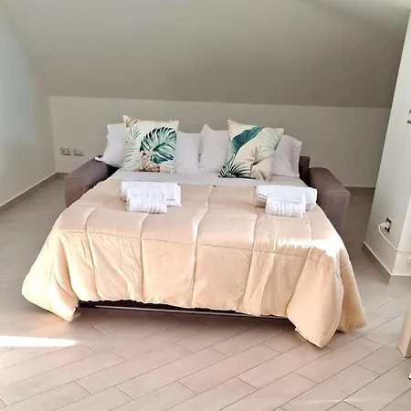 Dreams Airport Holiday home